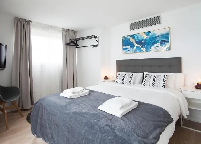 Tendency 12 Penthouse Apartment Barcelona